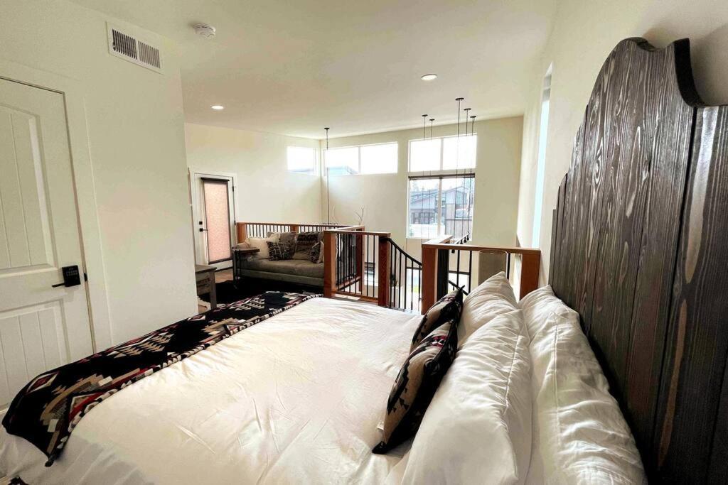 Brand New Upscale Home- Best Location! Whitefish Eksteriør bilde