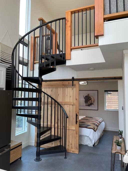 Brand New Upscale Home- Best Location! Whitefish Eksteriør bilde