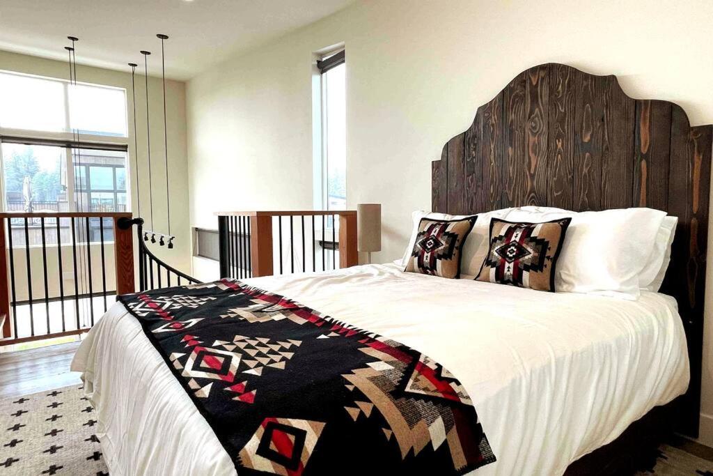 Brand New Upscale Home- Best Location! Whitefish Eksteriør bilde