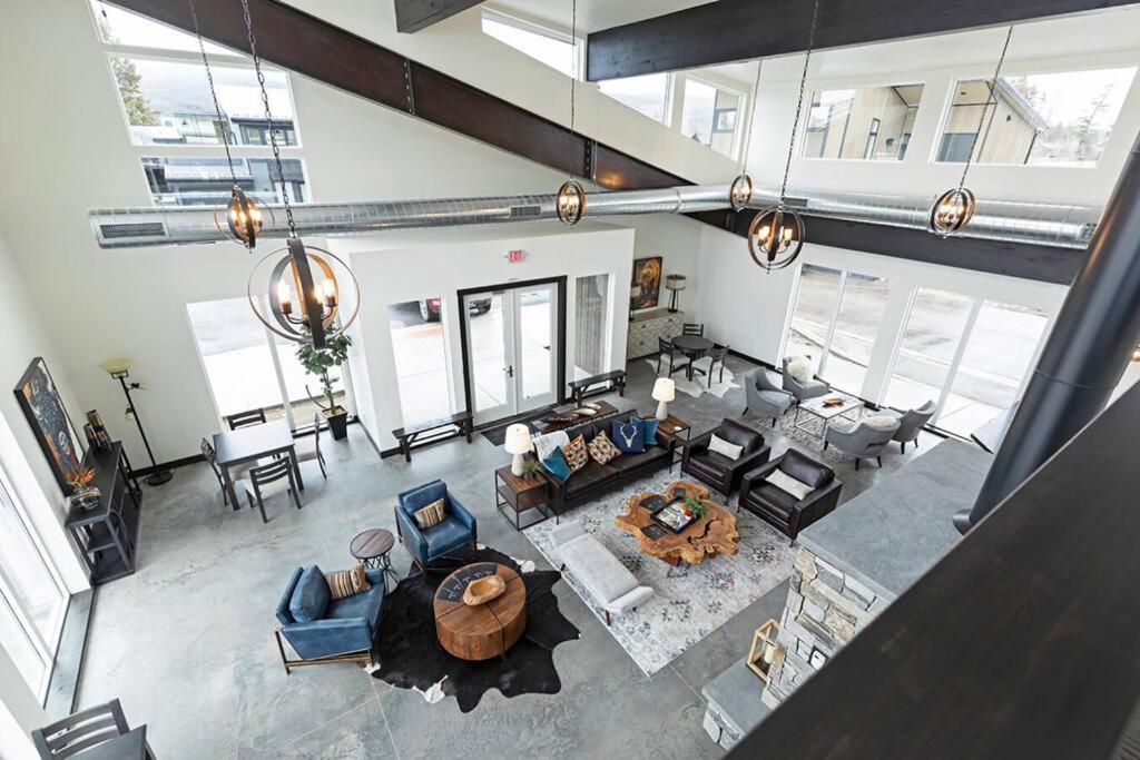 Brand New Upscale Home- Best Location! Whitefish Eksteriør bilde